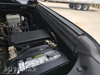 2011 Toyota 4Runner SR5 – miniatura 25