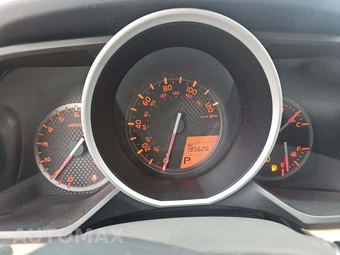 2011 Toyota 4Runner SR5 – miniatura 9