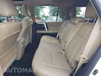 2011 Toyota 4Runner SR5 – miniatura 10