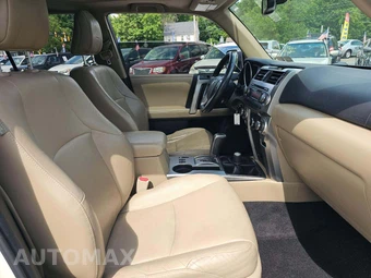 2011 Toyota 4Runner SR5 – miniatura 15