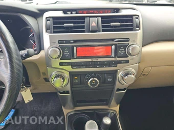 2011 Toyota 4Runner SR5 – miniatura 7