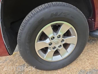 2011 Toyota 4Runner SR5 – miniatura 10