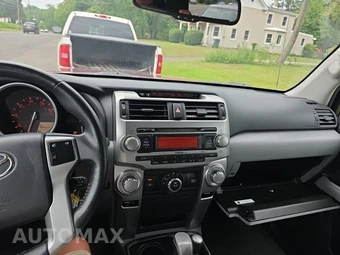 2011 Toyota 4Runner SR5 – miniatura 14
