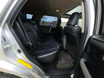 2011 Toyota 4Runner SR5 - miniatura 13