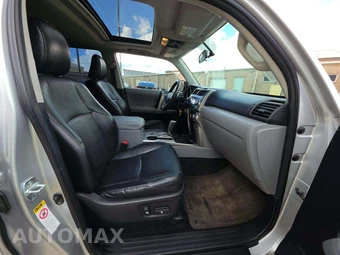 2011 Toyota 4Runner SR5 - miniatura 15