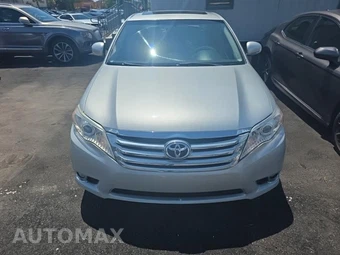 2011 Toyota Avalon – miniatura 2