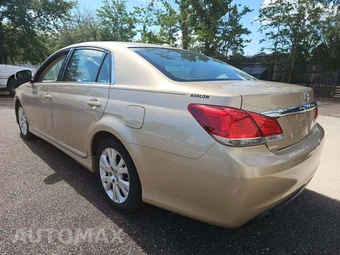 2011 Toyota Avalon - miniatura 2