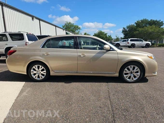 2011 Toyota Avalon - miniatura 4