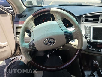 2011 Toyota Avalon Limited – miniatura 10