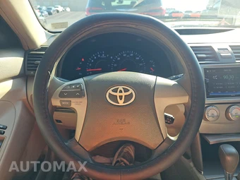 2011 Toyota Camry - miniatura 10
