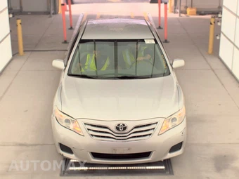 2011 Toyota Camry - miniatura 2