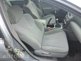2011 Toyota Camry - miniatura 8