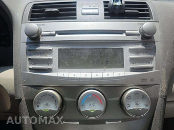 2011 Toyota Camry – miniatura 10