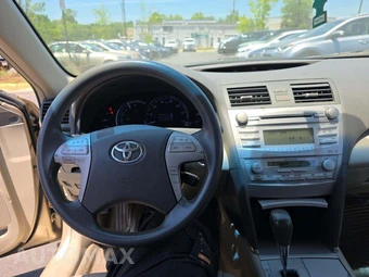 2011 Toyota Camry Hybrid - miniatura 10