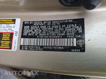 2011 Toyota Camry LE – miniatura 5
