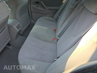 2011 Toyota Camry LE - miniatura 13
