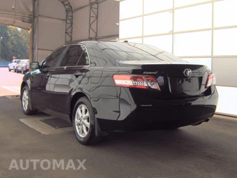 2011 Toyota Camry LE - miniatura 6