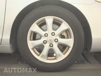 2011 Toyota Camry LE – miniatura 10