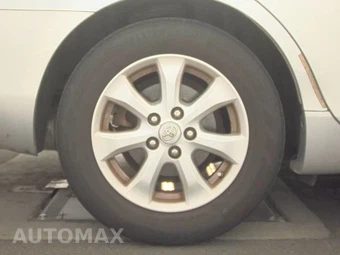 2011 Toyota Camry LE – miniatura 11