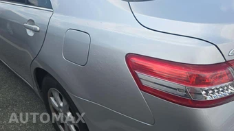 2011 Toyota Camry LE – miniatura 28