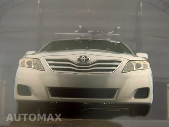 2011 Toyota Camry LE – miniatura 3