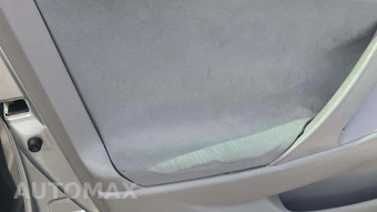 2011 Toyota Camry LE – miniatura 31