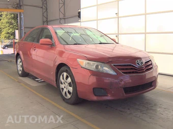 2011 Toyota Camry LE – miniatura 3