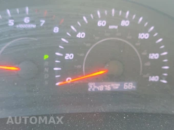 2011 Toyota Camry LE – miniatura 12