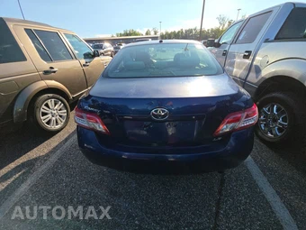 2011 Toyota Camry LE – miniatura 5