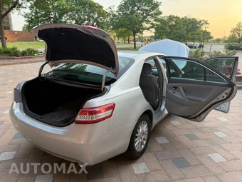 2011 Toyota Camry LE - miniatura 21