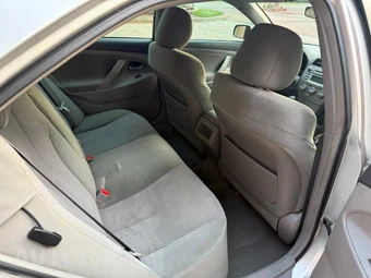 2011 Toyota Camry LE - miniatura 43