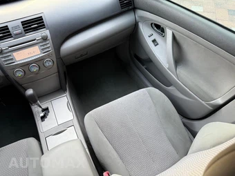 2011 Toyota Camry LE - miniatura 59