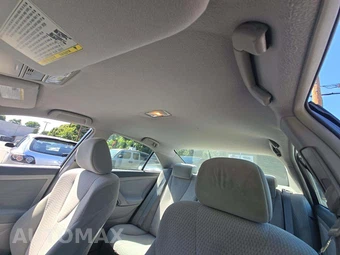 2011 Toyota Camry LE – miniatura 11