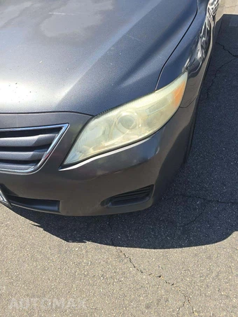 2011 Toyota Camry LE – miniatura 22