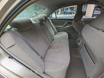 2011 Toyota Camry LE – miniatura 16