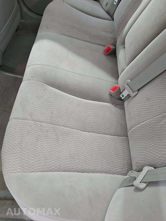 2011 Toyota Camry LE – miniatura 22