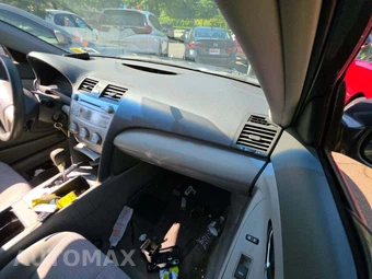 2011 Toyota Camry LE – miniatura 19