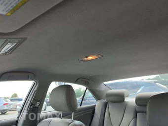 2011 Toyota Camry LE - miniatura 11