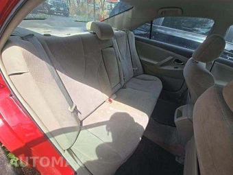 2011 Toyota Camry LE – miniatura 16