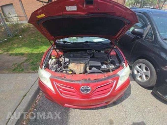 2011 Toyota Camry LE – miniatura 24