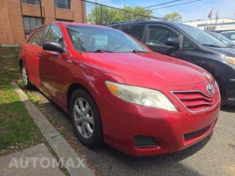 2011 Toyota Camry LE – miniatura 4