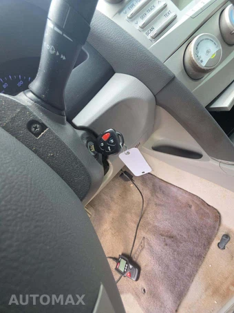 2011 Toyota Camry LE – miniatura 8