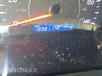 2011 Toyota Camry LE – miniatura 12