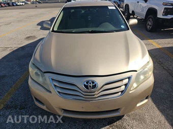 2011 Toyota Camry LE – miniatura 2