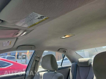 2011 Toyota Camry LE – miniatura 11