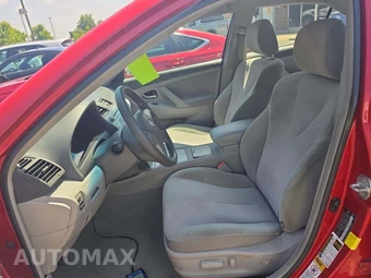 2011 Toyota Camry LE – miniatura 6