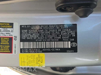 2011 Toyota Camry LE – miniatura 2