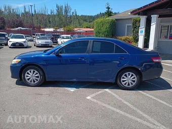 2011 Toyota Camry LE - miniatura 5