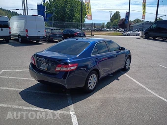 2011 Toyota Camry LE - miniatura 6