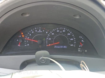 2011 Toyota Camry LE – miniatura 12